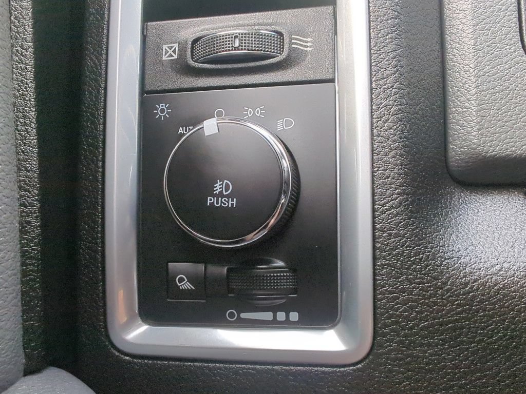 Used 2019 RAM 1500 Big Horn AWD/4WD image 26