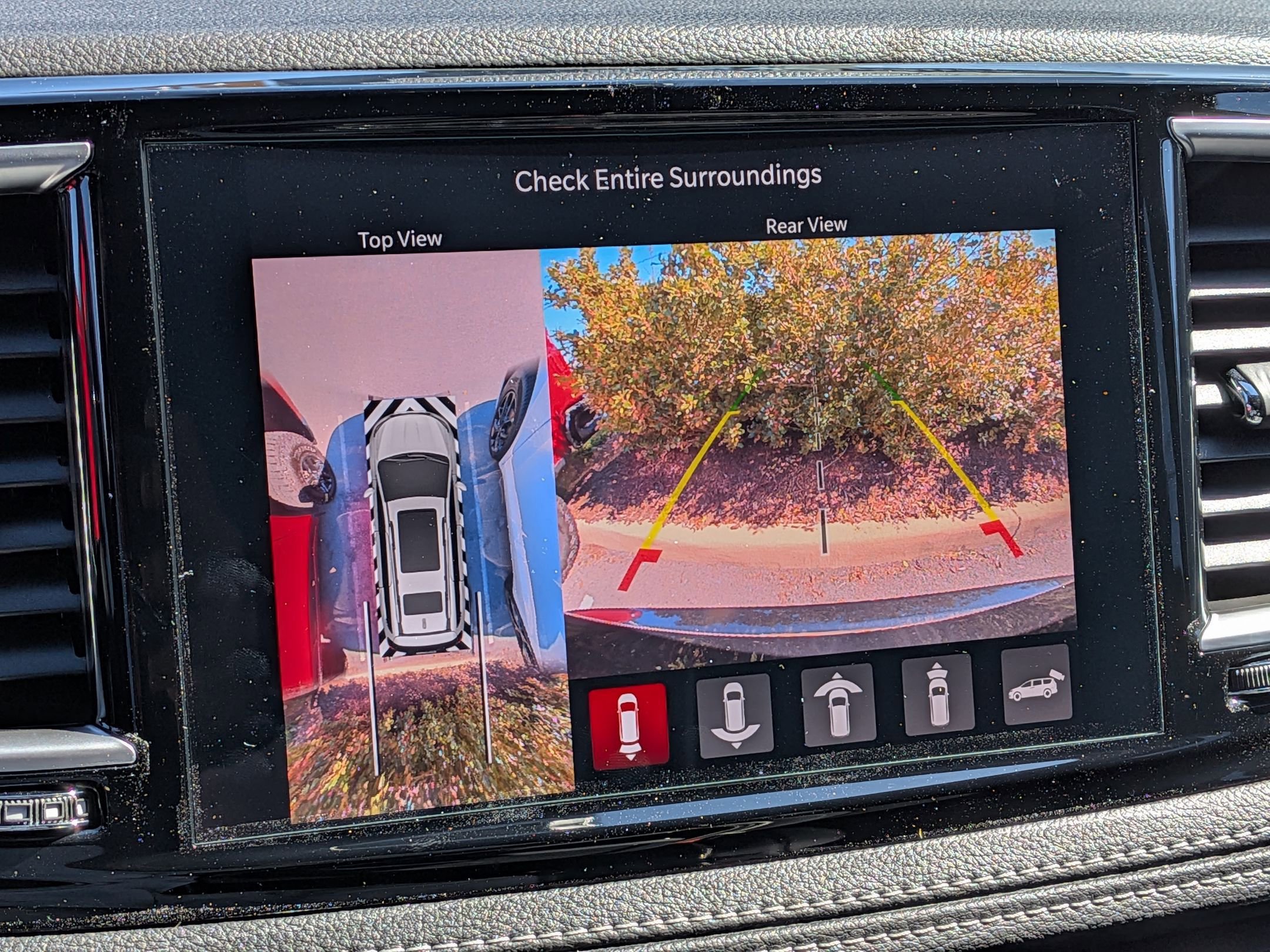 New 2026 Chrysler Pacifica Limited w/ Trailer Tow Group image 25