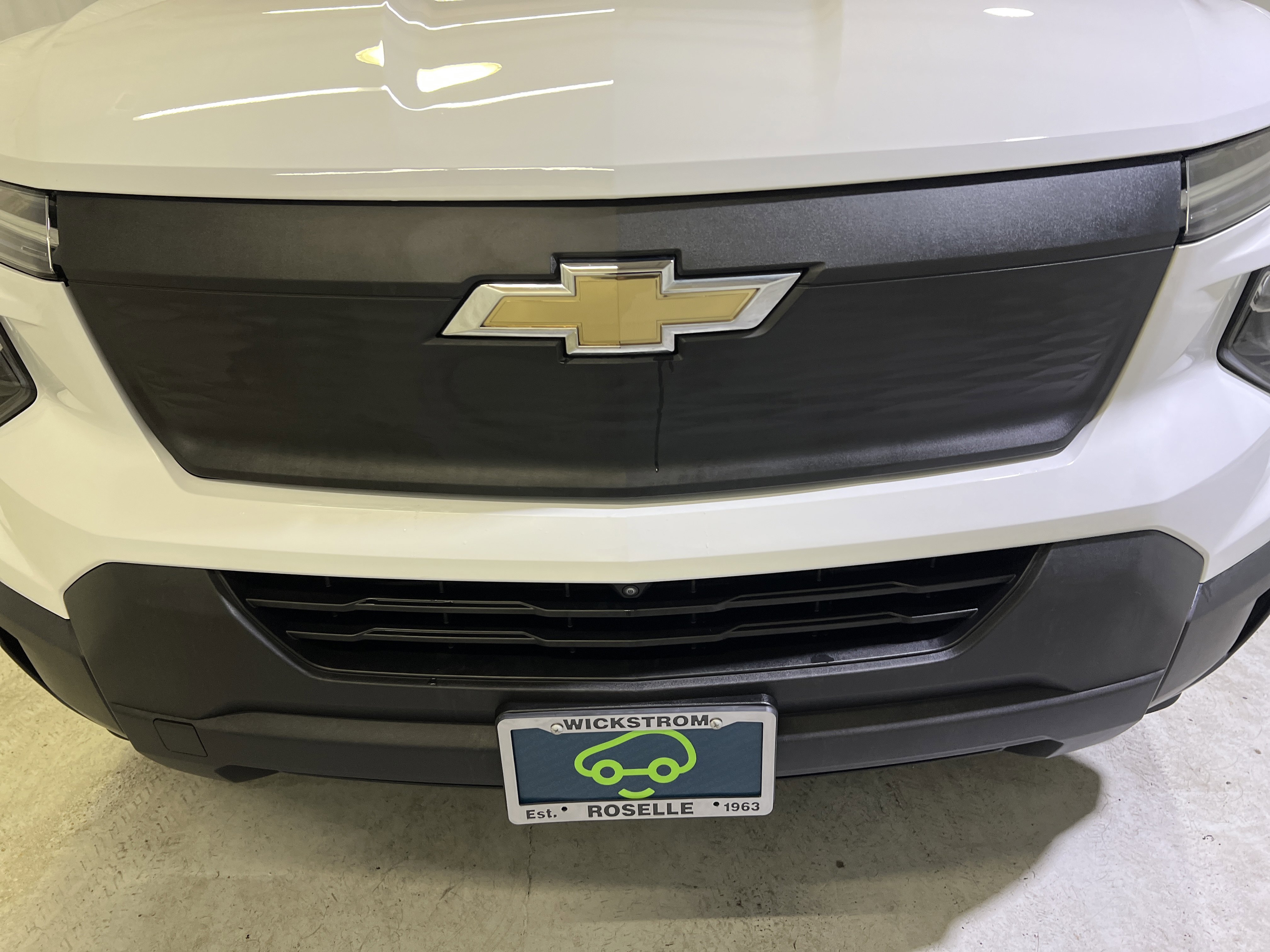 Certified 2024 Chevrolet Silverado EV W/T AWD/4WD image 4