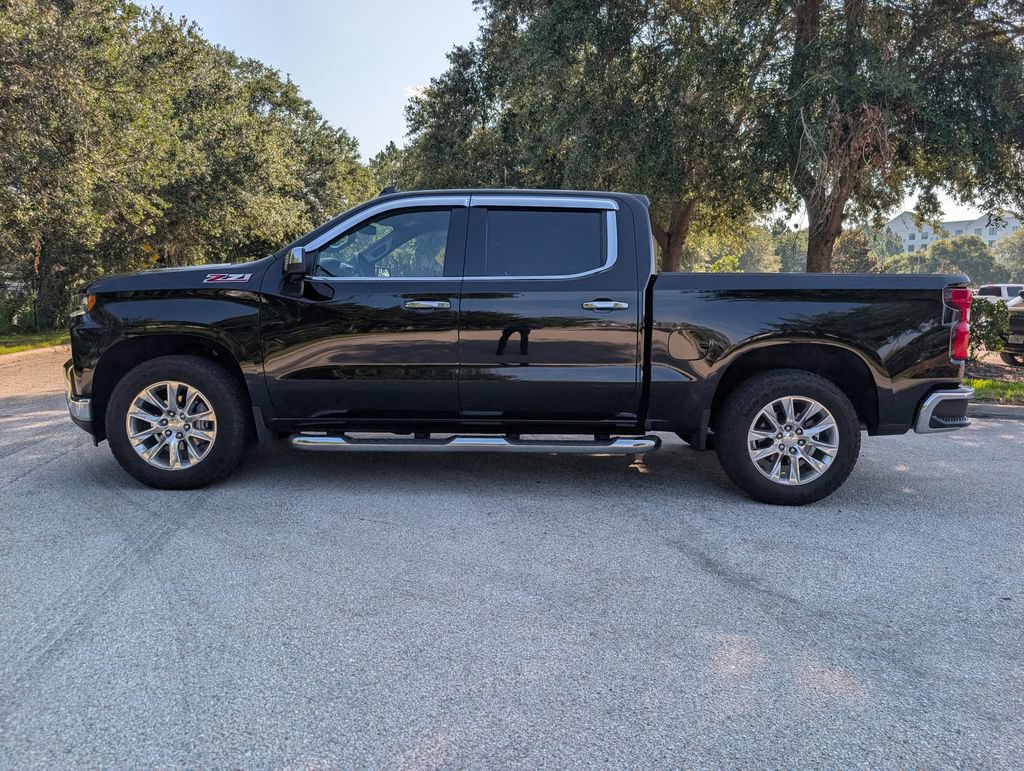 Used 2022 Chevrolet Silverado 1500 LTZ AWD/4WD image 5