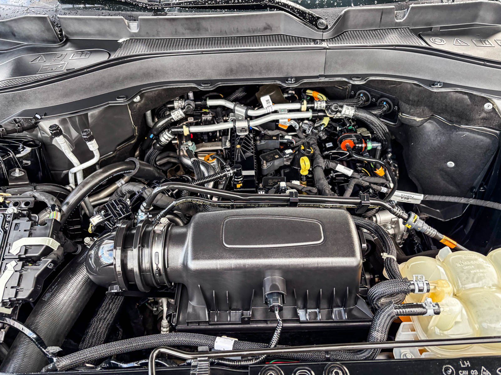 Used 2022 Ford Explorer XLT image 14