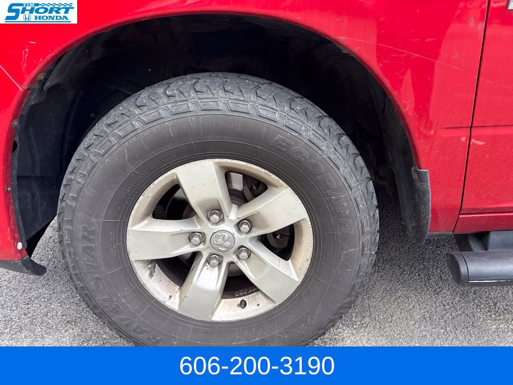 Used 2015 RAM 1500 Express AWD/4WD image 11