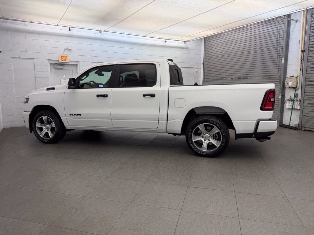 New 2026 RAM 1500 Express RWD image 5