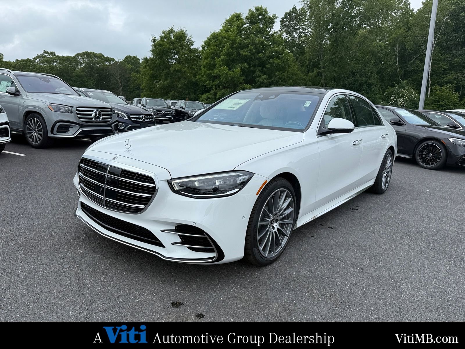 New 2025 Mercedes-Benz S 580 4MATIC Sedan image 4
