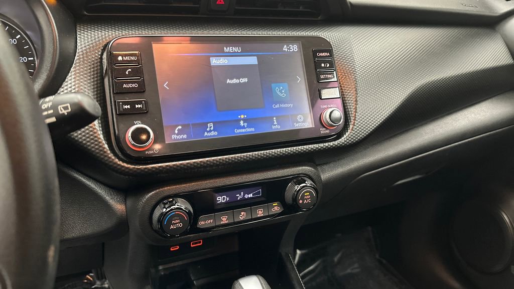 Certified 2022 Nissan Kicks SV image 12