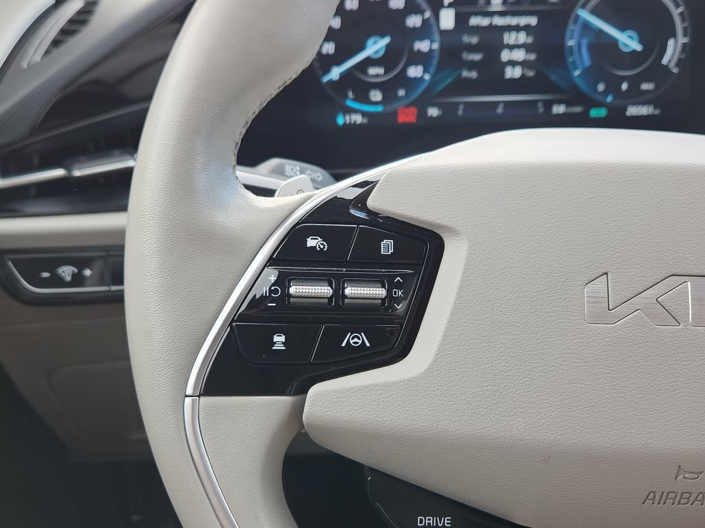 Certified 2023 Kia Niro Wind w/ Wind Preserve Package FWD image 26
