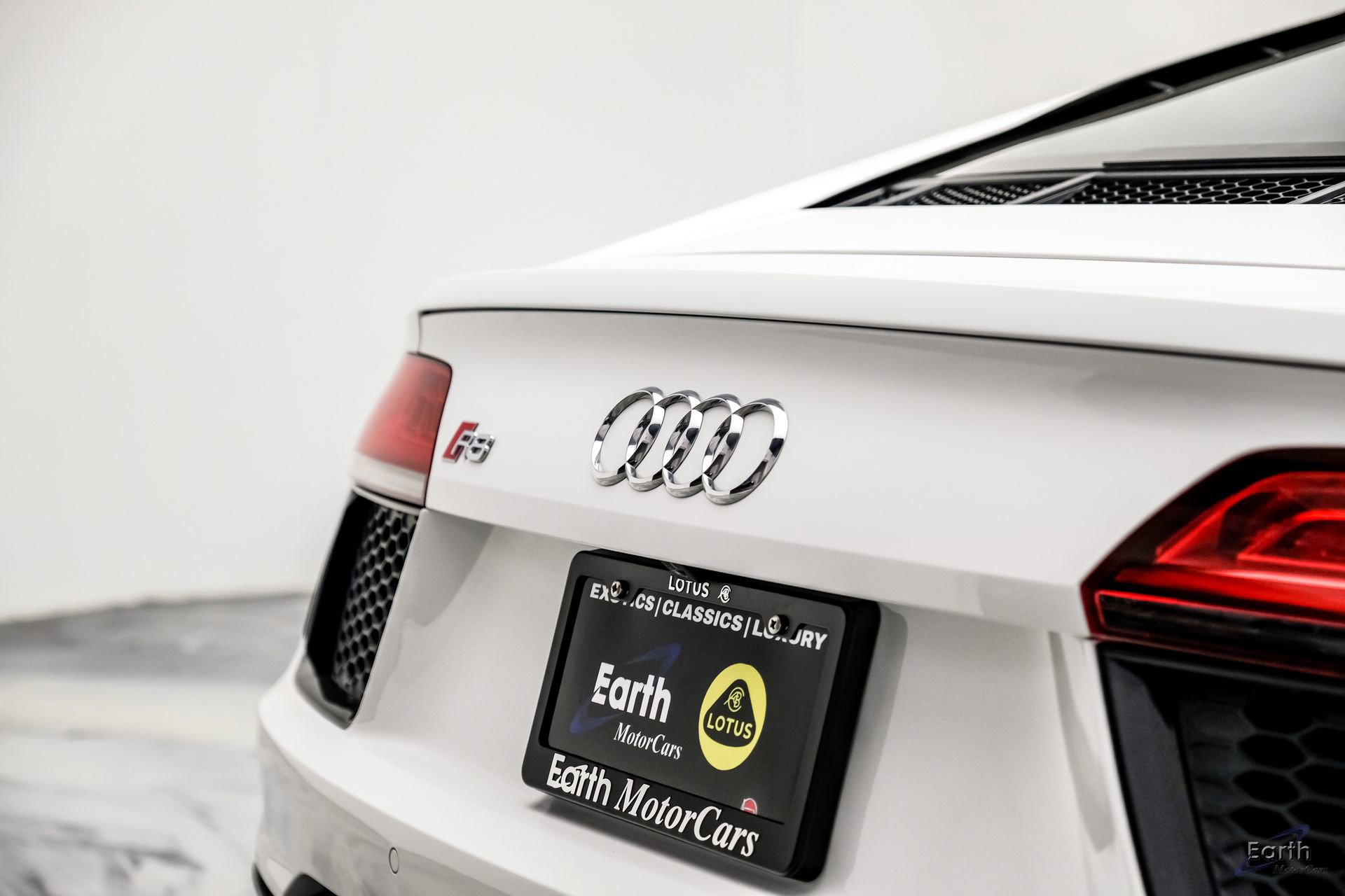 Used 2018 Audi R8 V10 RWD image 19