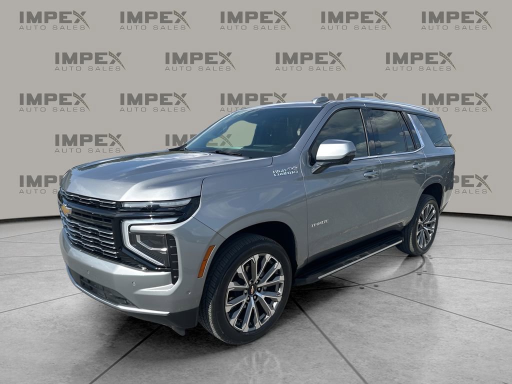 Used 2025 Chevrolet Tahoe High Country w/ Sun And Tow Package image 1