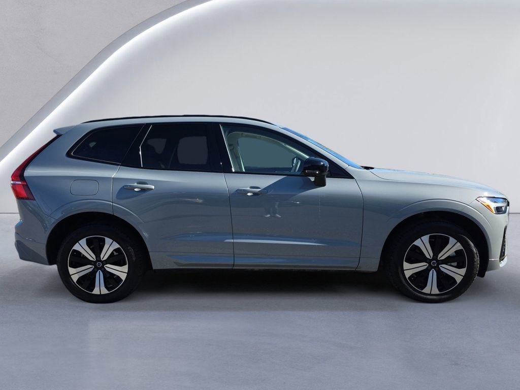 Used 2025 Volvo XC60 T8 Core w/ Protection Package Premier image 3