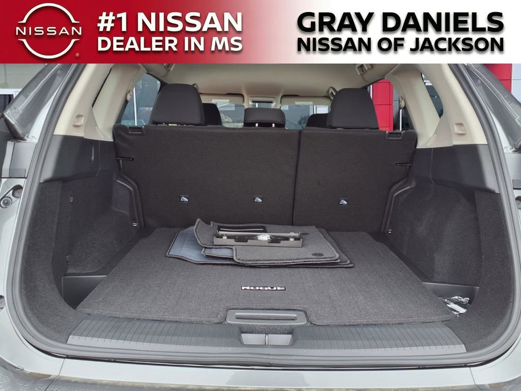 New 2026 Nissan Rogue S image 21