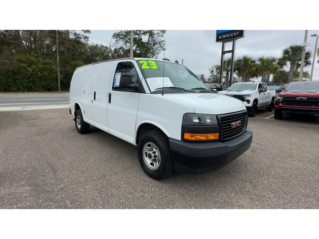 Used 2023 GMC Savana 2500 w/ Driver Convenience Package image 8