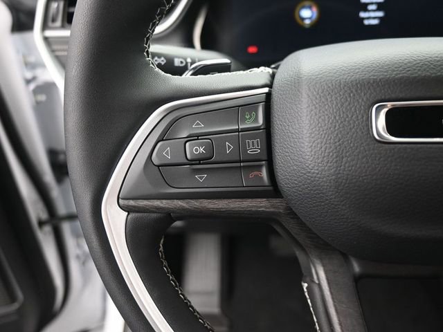 New 2025 Jeep Grand Cherokee Limited w/ Luxury Tech Group II image 31