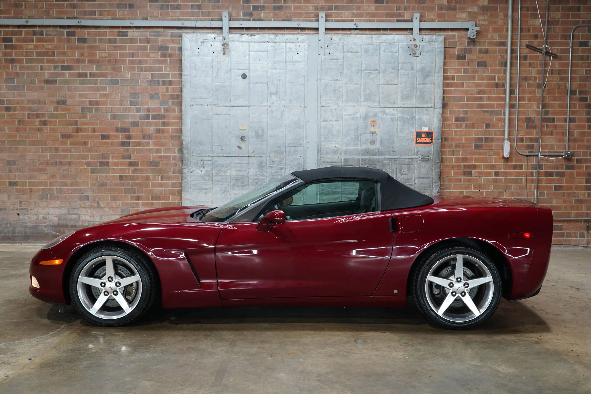Used 2006 Chevrolet Corvette Coupe w/ Preferred Equipment Group