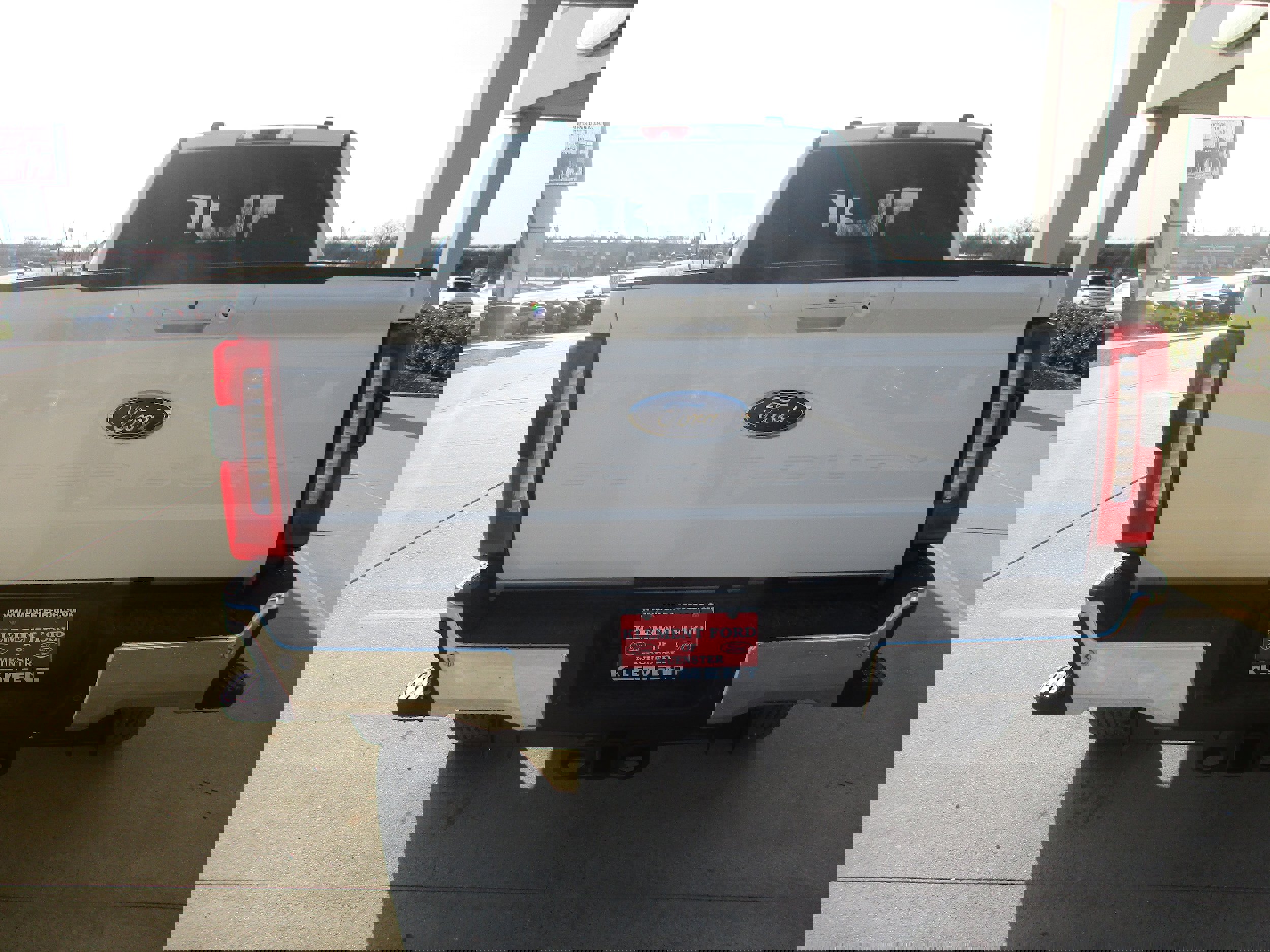 New 2025 Ford F250 Lariat w/ Chrome Package image 4