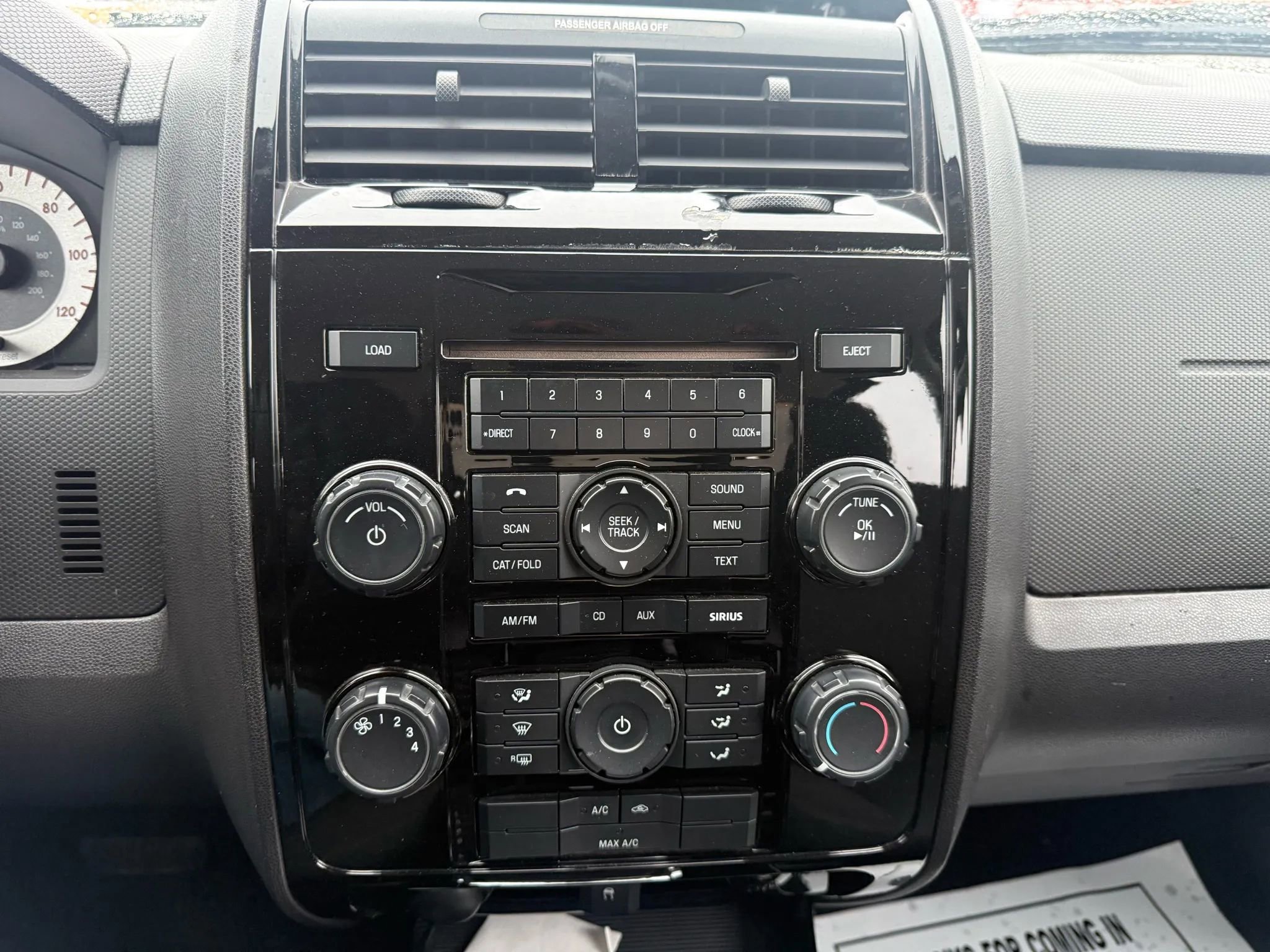 Used 2010 MAZDA Tribute i Sport image 13