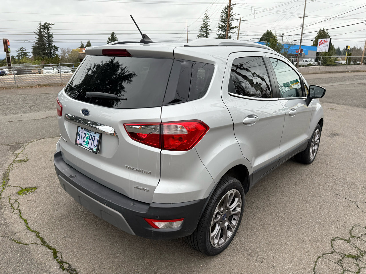 Used 2021 Ford EcoSport Titanium image 12