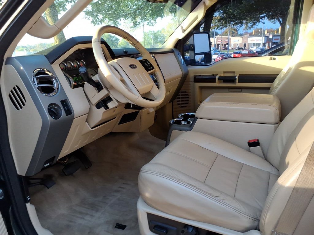 Used 2010 Ford F350 Lariat AWD/4WD image 9