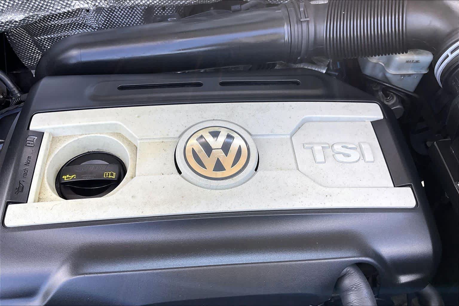 Used 2016 Volkswagen Tiguan S FWD image 33