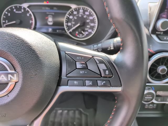 Used 2025 Nissan Sentra SR FWD image 17