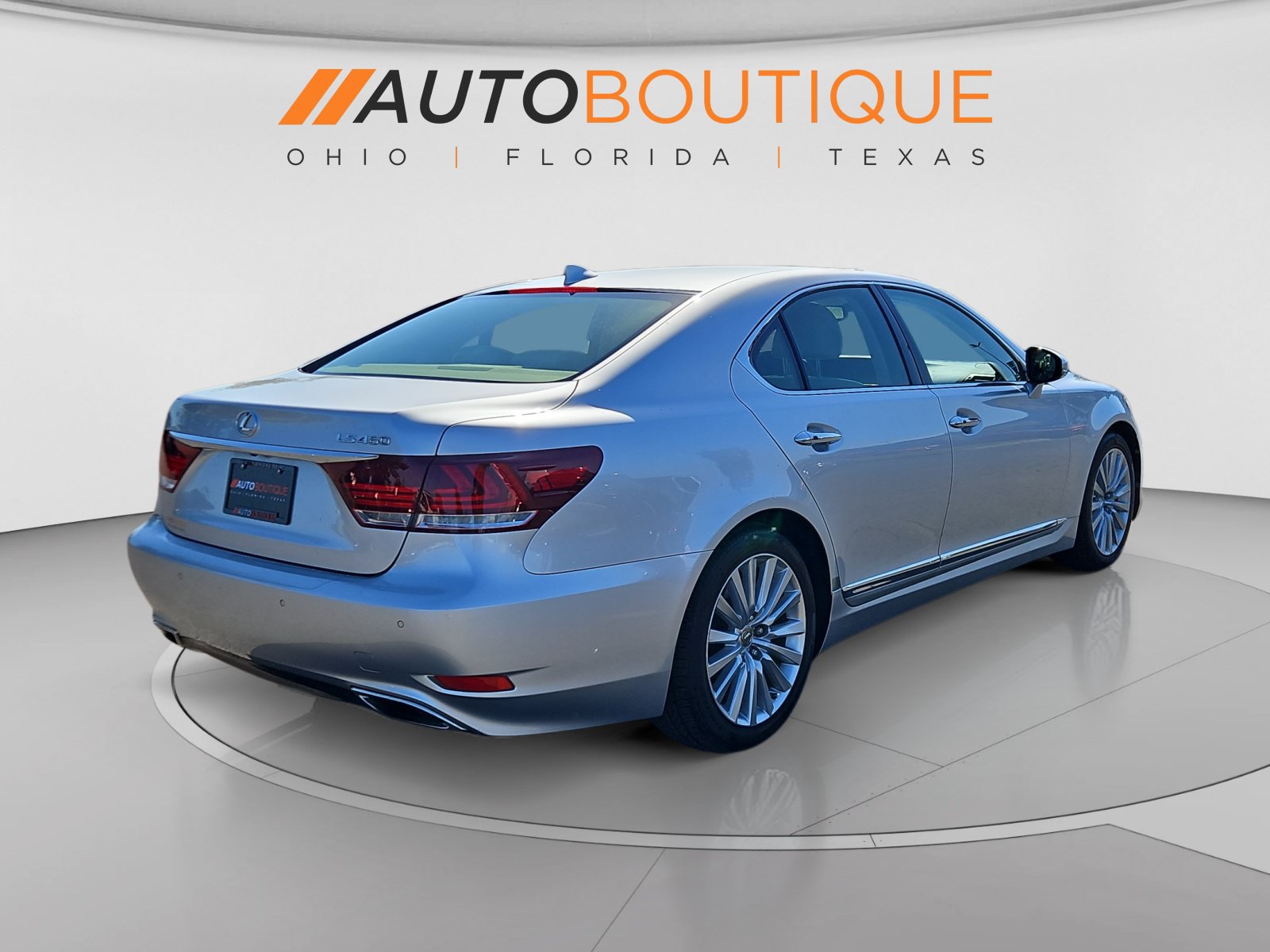 Used 2014 Lexus LS 460 w/ Comfort Package RWD image 5