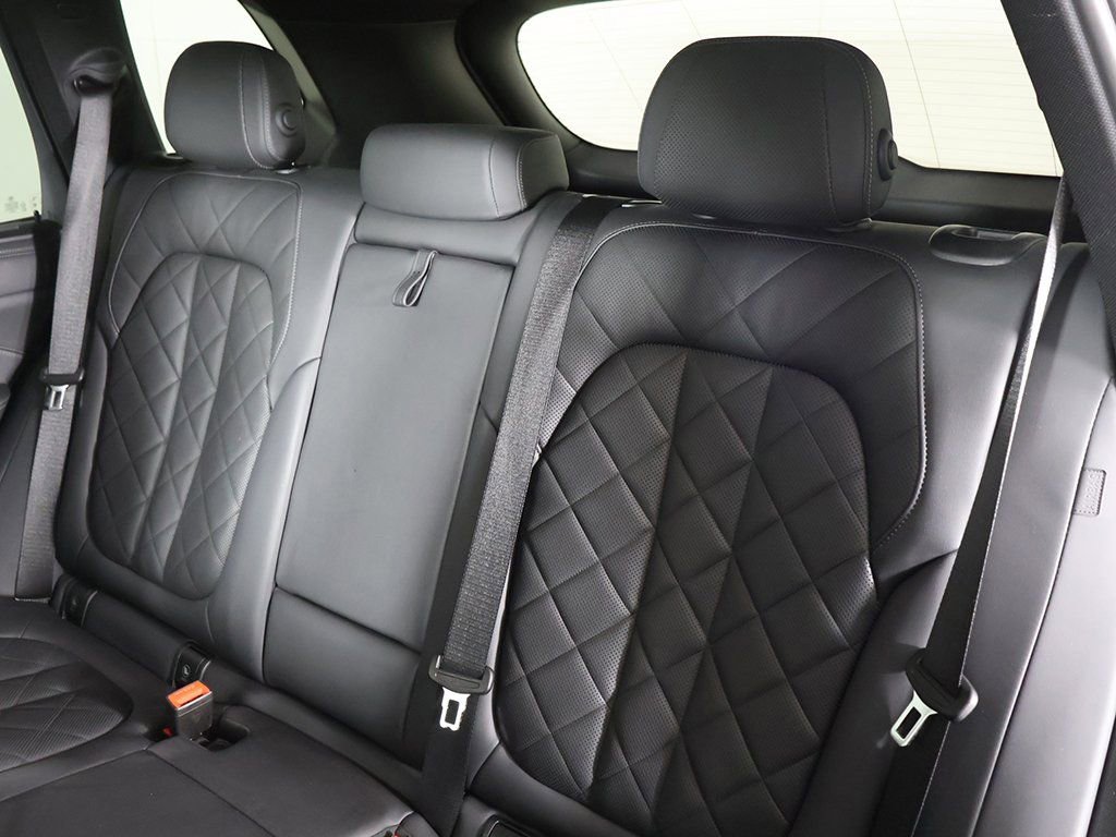 Used 2023 BMW X5 xDrive40i image 37