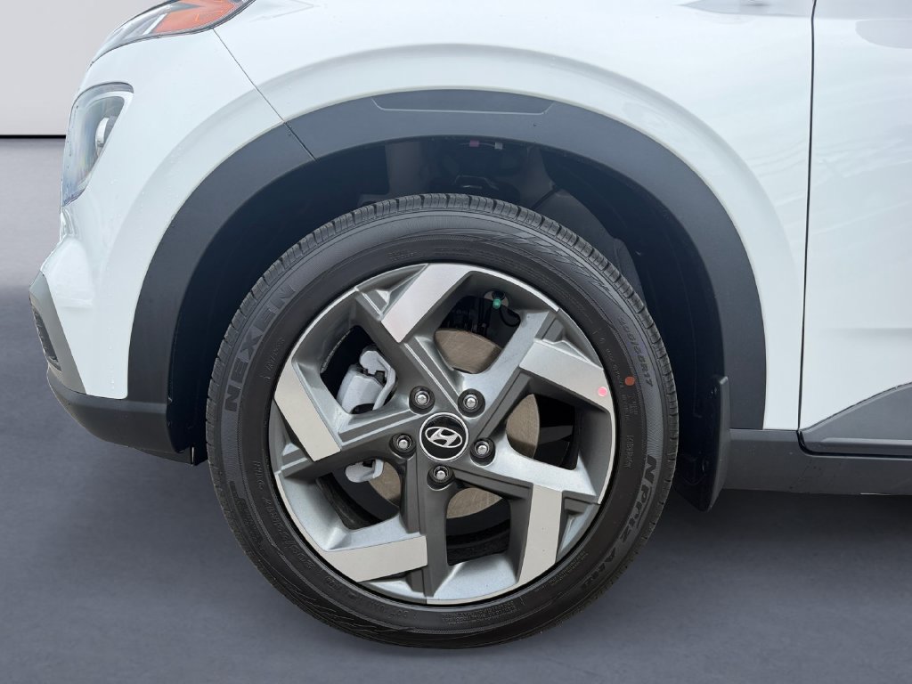 New 2026 Hyundai Venue SEL FWD image 9