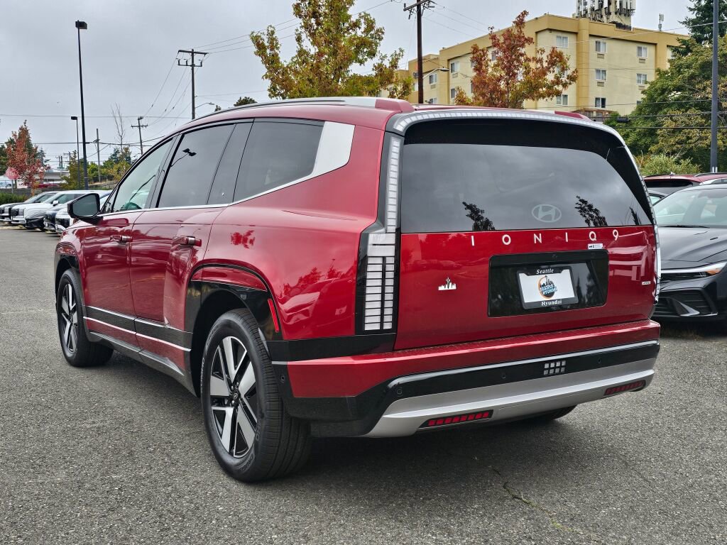 New 2026 Hyundai Ioniq 9 SEL image 5