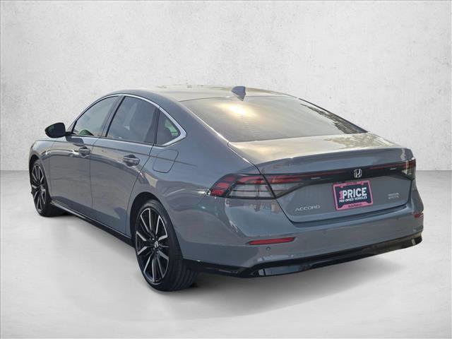 Used 2025 Honda Accord Touring image 8