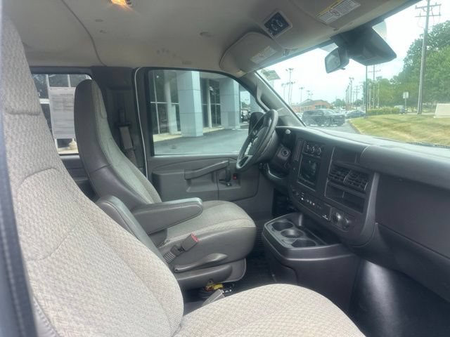 Used 2019 Chevrolet Express 3500 LT w/ LT Preferred Equipment Group RWD image 10