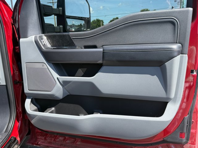 Used 2024 Ford F350 XLT w/ XLT Premium Package AWD/4WD image 30
