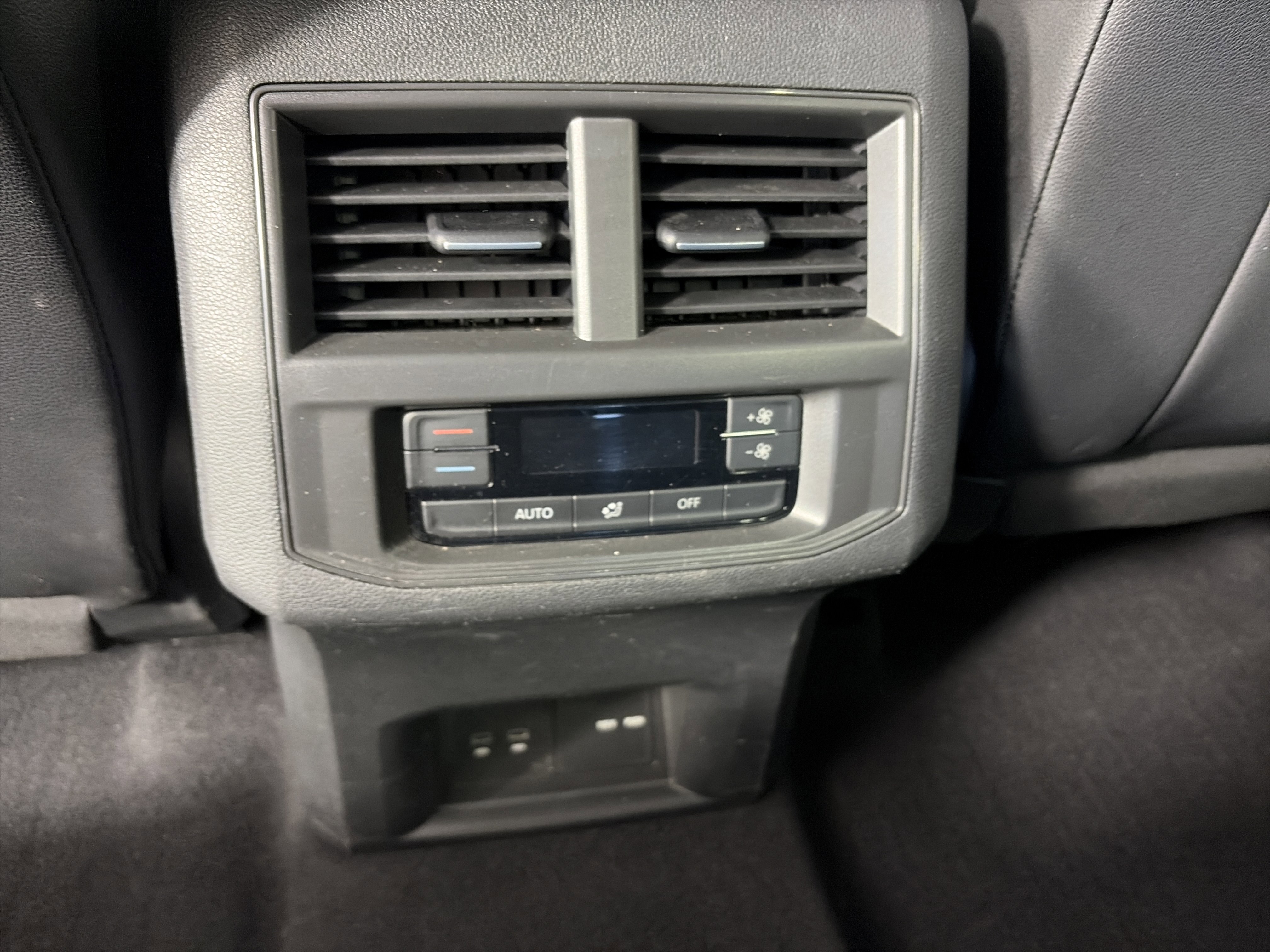 Used 2022 Volkswagen Atlas SEL image 20