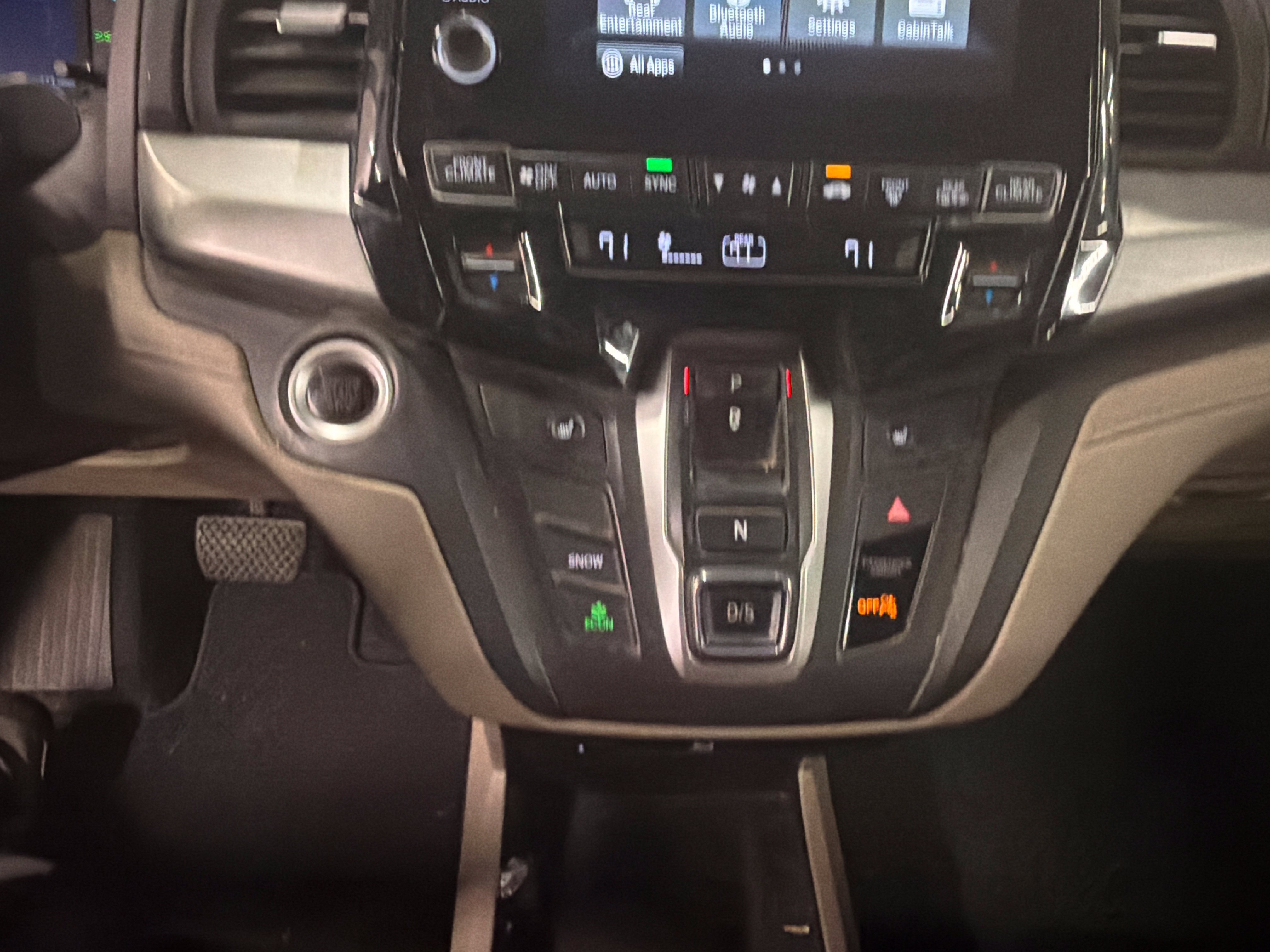 Used 2018 Honda Odyssey EX-L image 2