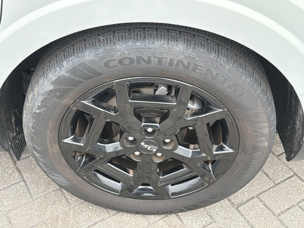 Used 2025 Kia Carnival SX Prestige FWD image 34