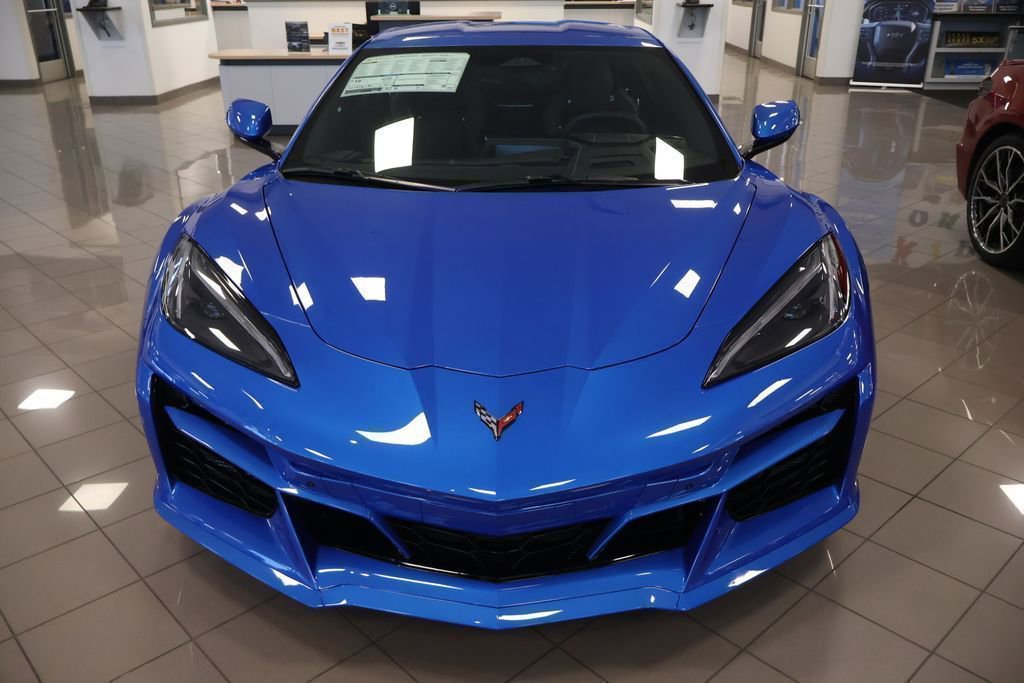 New 2026 Chevrolet Corvette E-Ray w/ ZER Performance Package AWD/4WD image 2