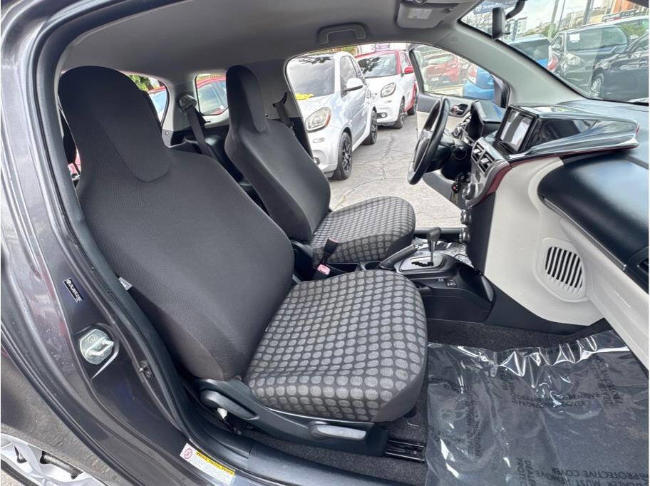 Used 2013 Scion iQ image 21