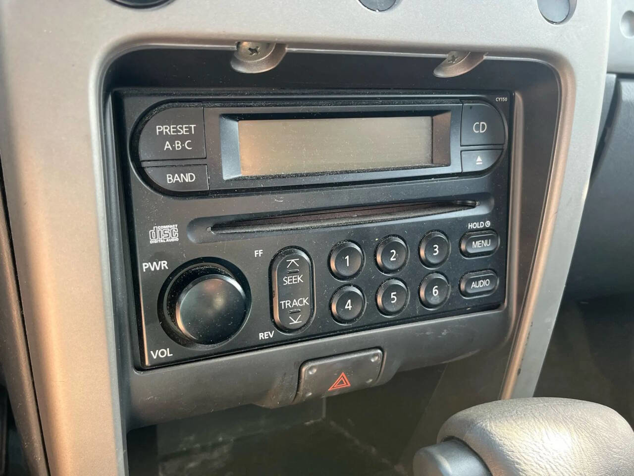 Used 2002 Nissan Frontier SE image 21