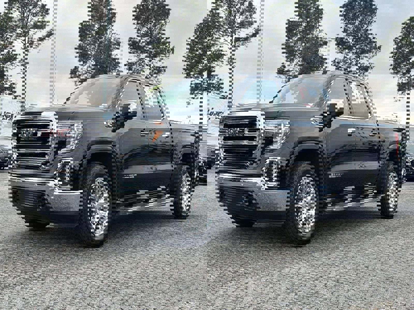 Used 2019 GMC Sierra 1500 SLT w/ SLT Premium Plus Package image 5