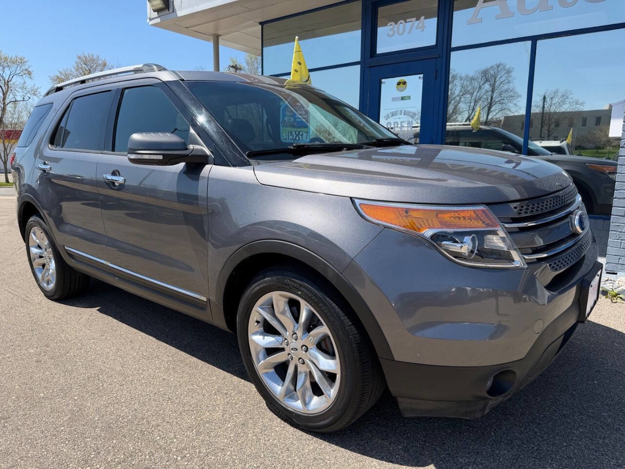 Used 2014 Ford Explorer Limited w/ Equipment Group 301A AWD/4WD image 4