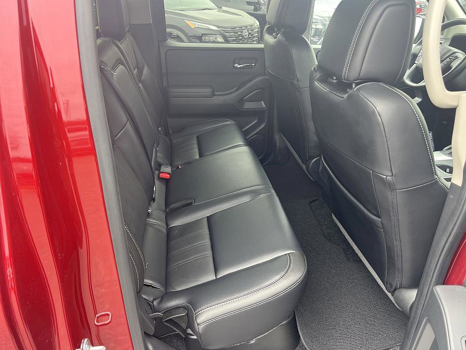 Certified 2024 Nissan Frontier SL w/ Technology Package image 16