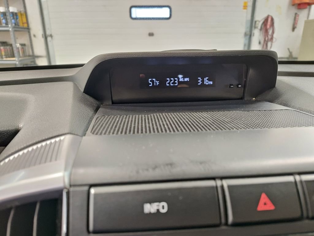 Used 2021 Subaru Ascent Premium w/ Convenience Package image 22