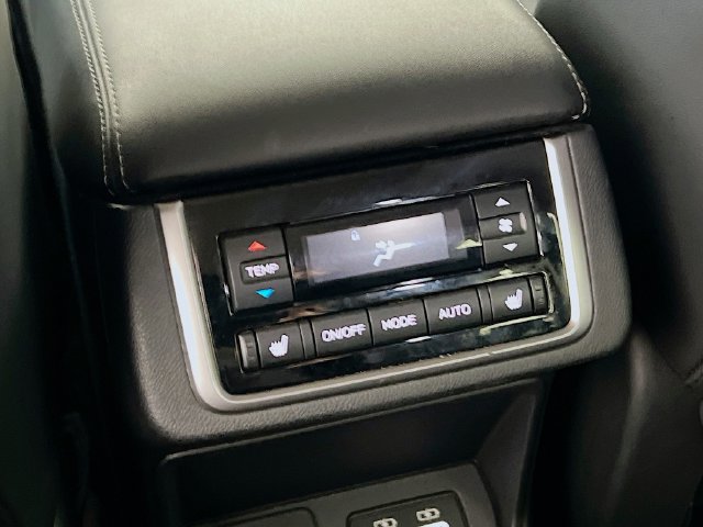 Used 2024 Subaru Ascent Limited AWD/4WD image 25