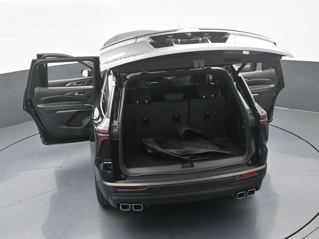 Used 2024 Chevrolet Traverse LS image 73