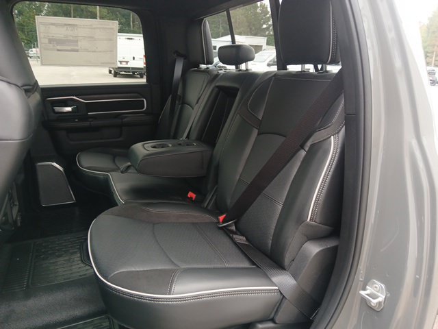 New 2027 RAM 4500 4x4 Crew Cab DRW w/ Laramie Trim Package image 18