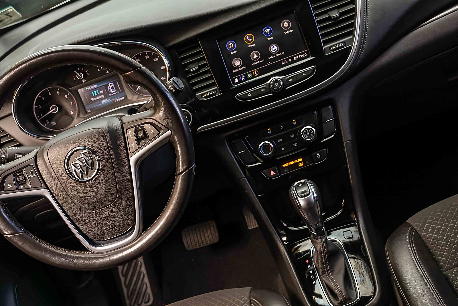 Used 2022 Buick Encore Preferred image 19