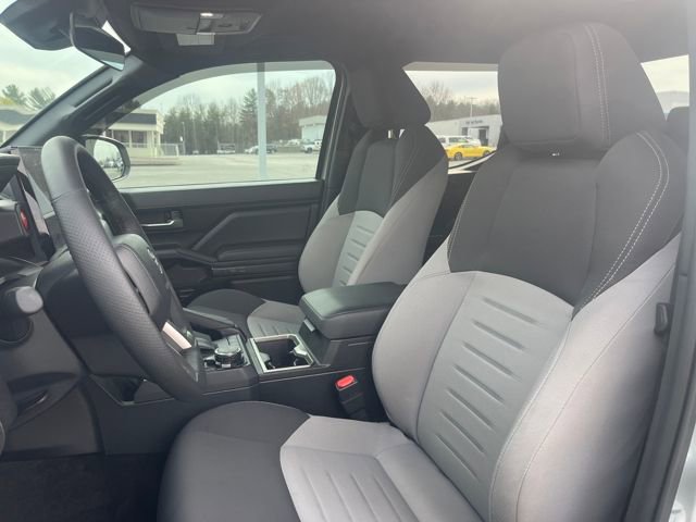 Used 2025 Toyota Tacoma TRD Sport AWD/4WD image 17