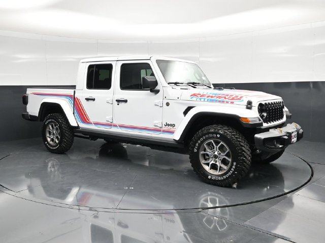 New 2026 Jeep Gladiator Sport AWD/4WD image 3