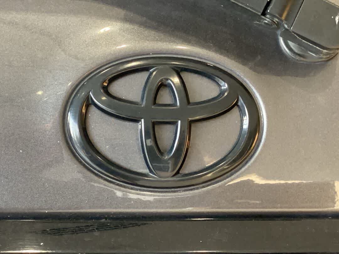 Used 2022 Toyota Sequoia TRD Sport AWD/4WD image 10