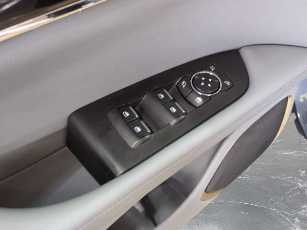 Certified 2021 Lincoln Nautilus Reserve w/ Equipment Group 201A image 16