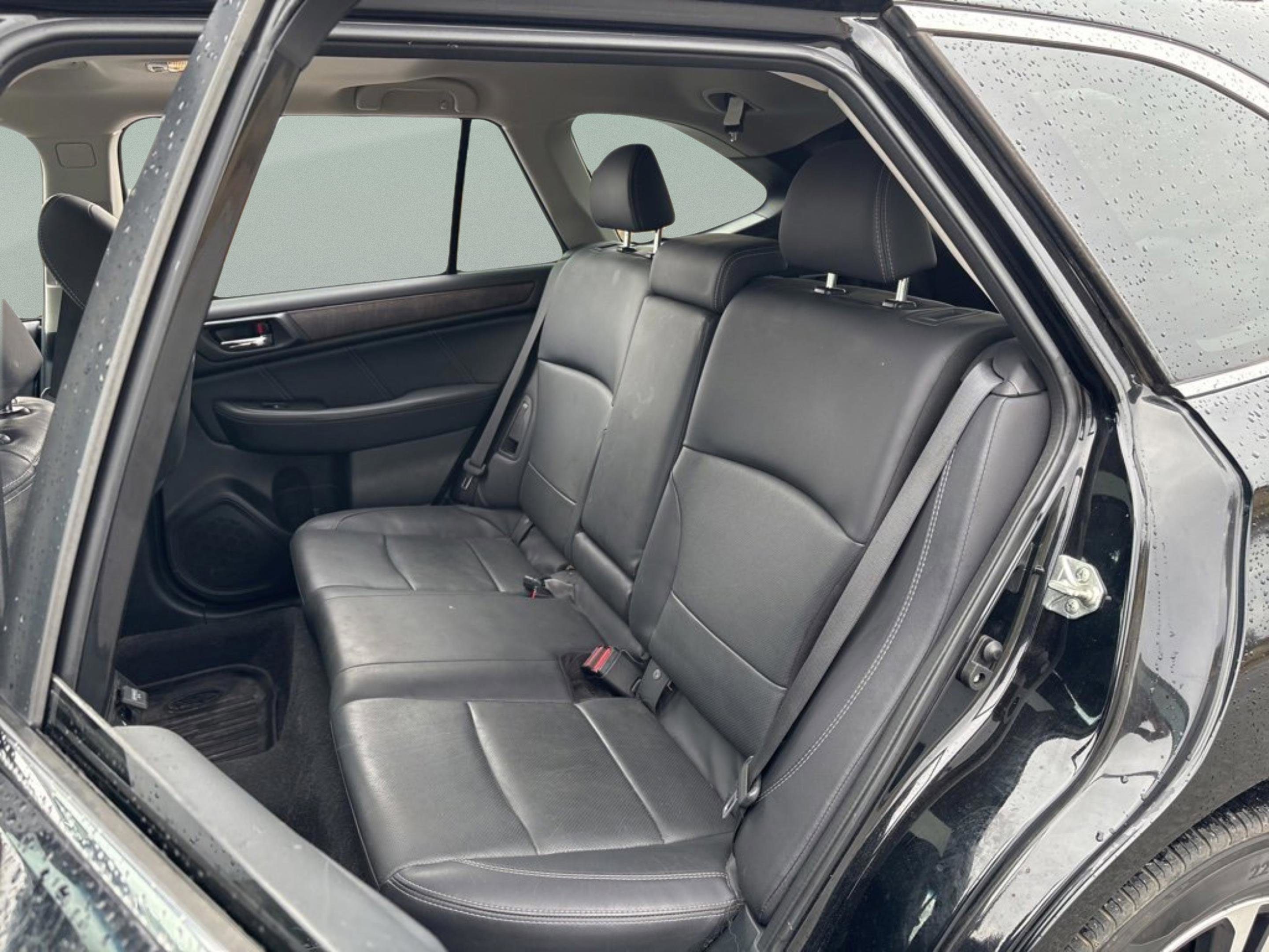 Used 2018 Subaru Outback 2.5i Limited image 27