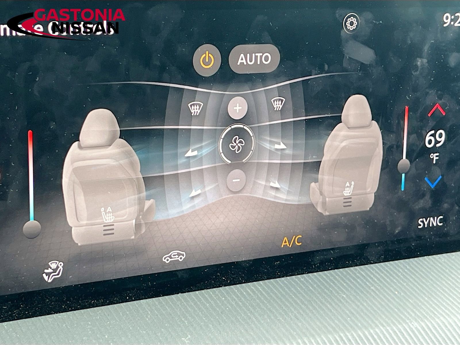 Used 2025 Nissan Murano SV FWD image 26